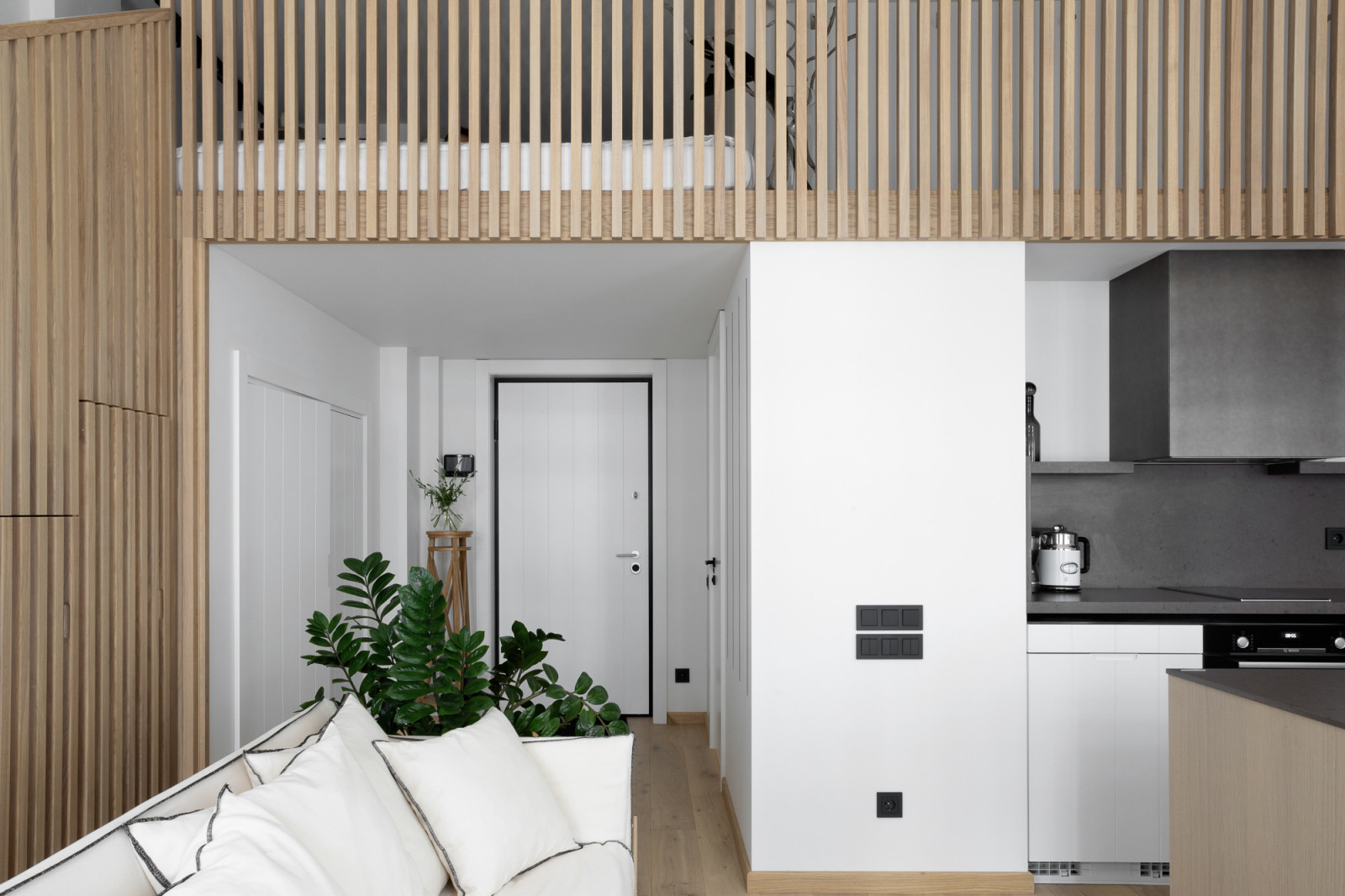 Студия с антресолью для The Village