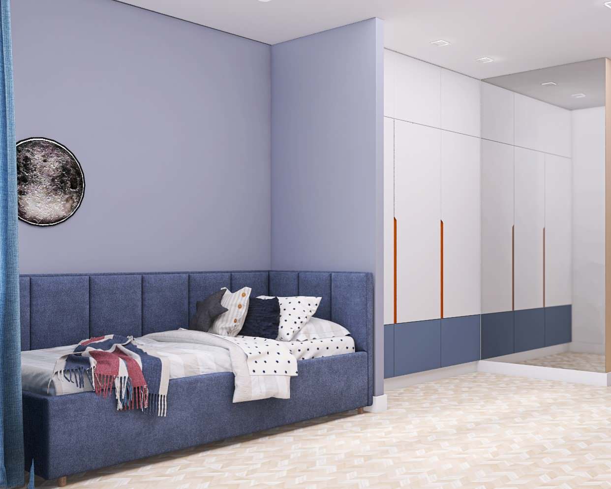 Детская на вырост.