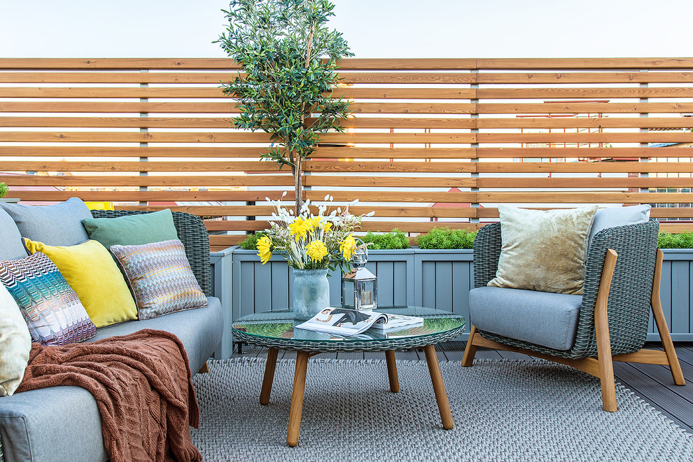 На набережной