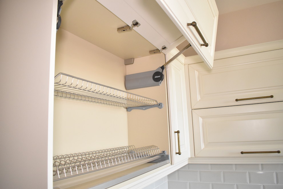 Кухня из массива бука, модель ЭКО