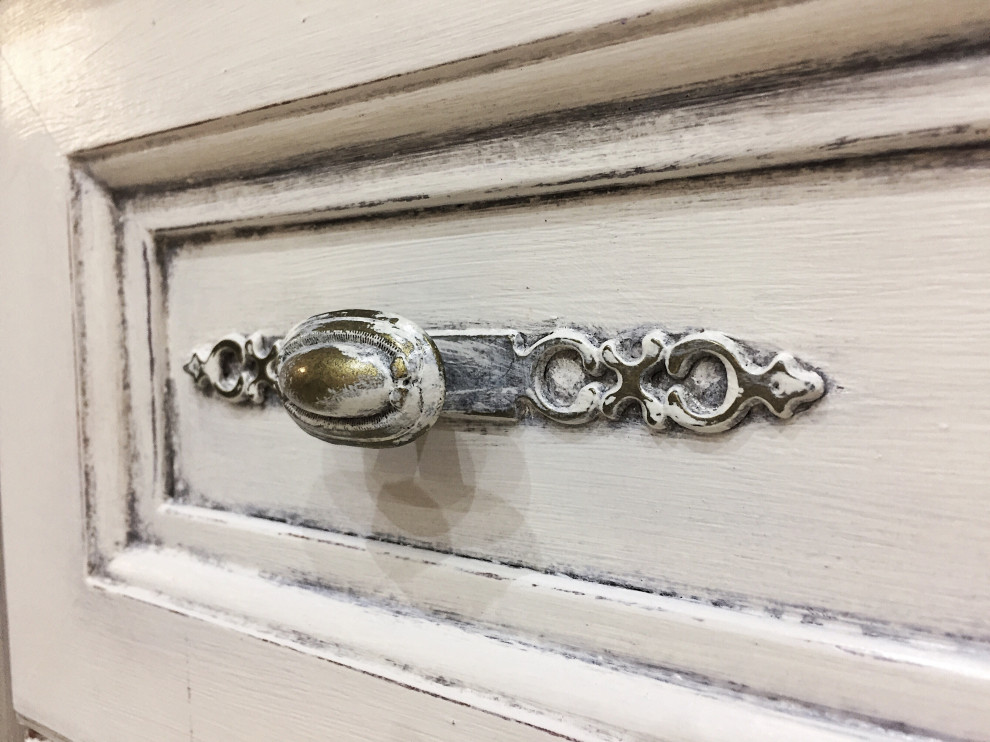 Декорирование мебели и обучение основам декорирования