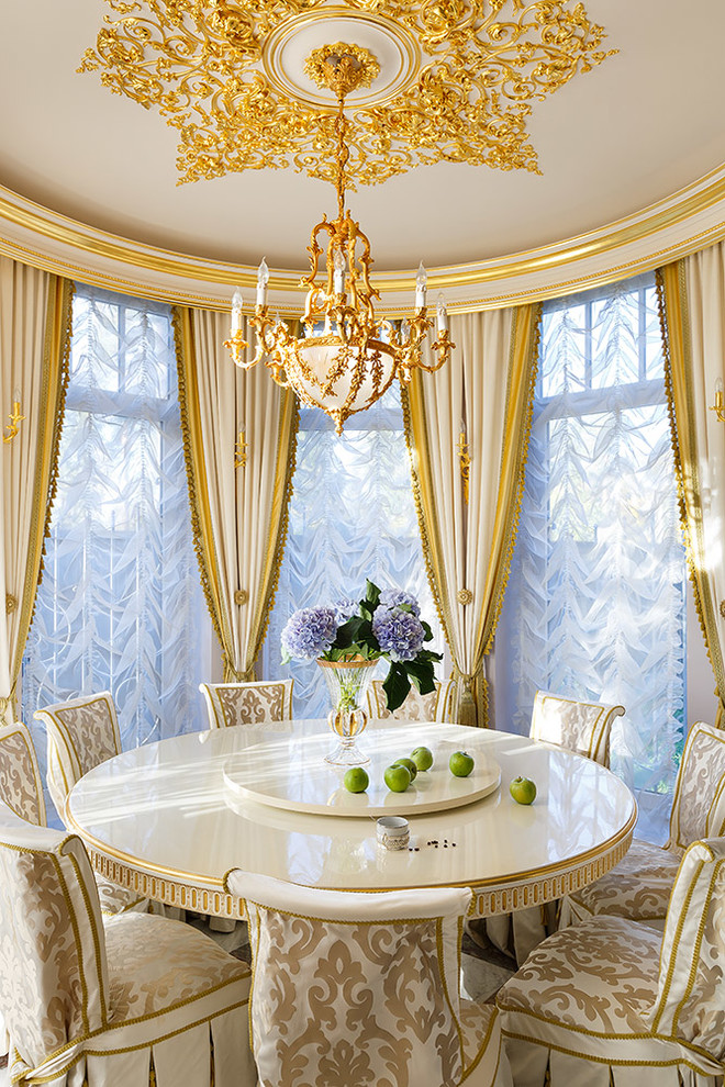 Дом в пригороде Санкт-Петербурга