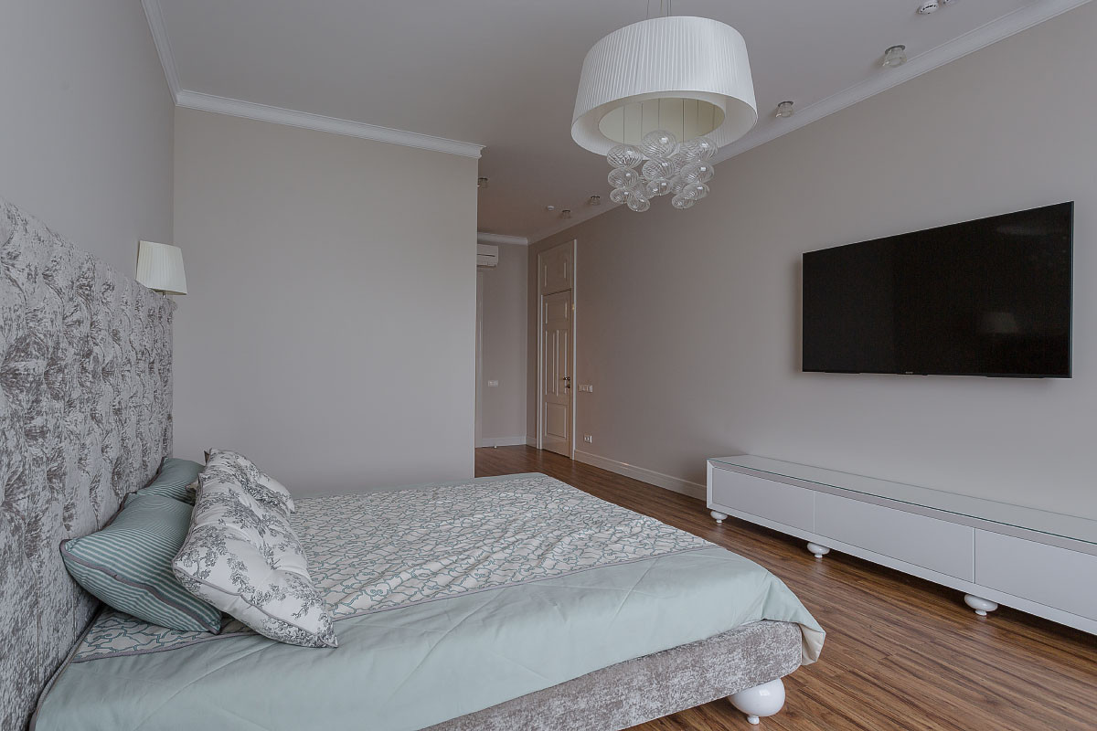 Мосфильмовская 8