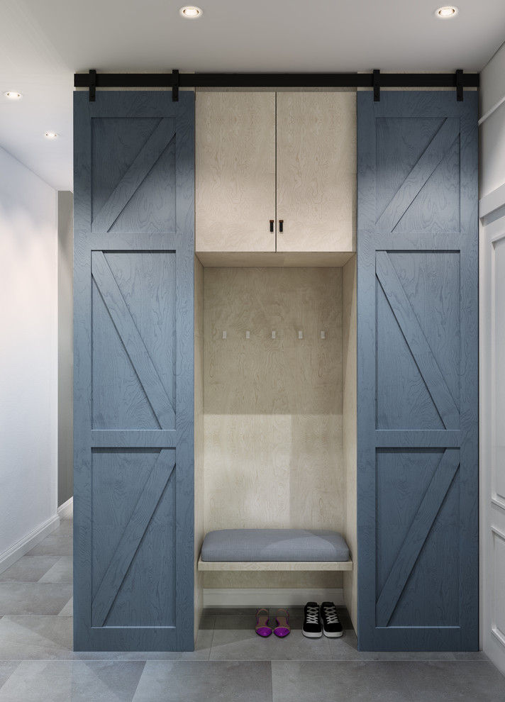 Белая квартира в сталинке с элементами лофта