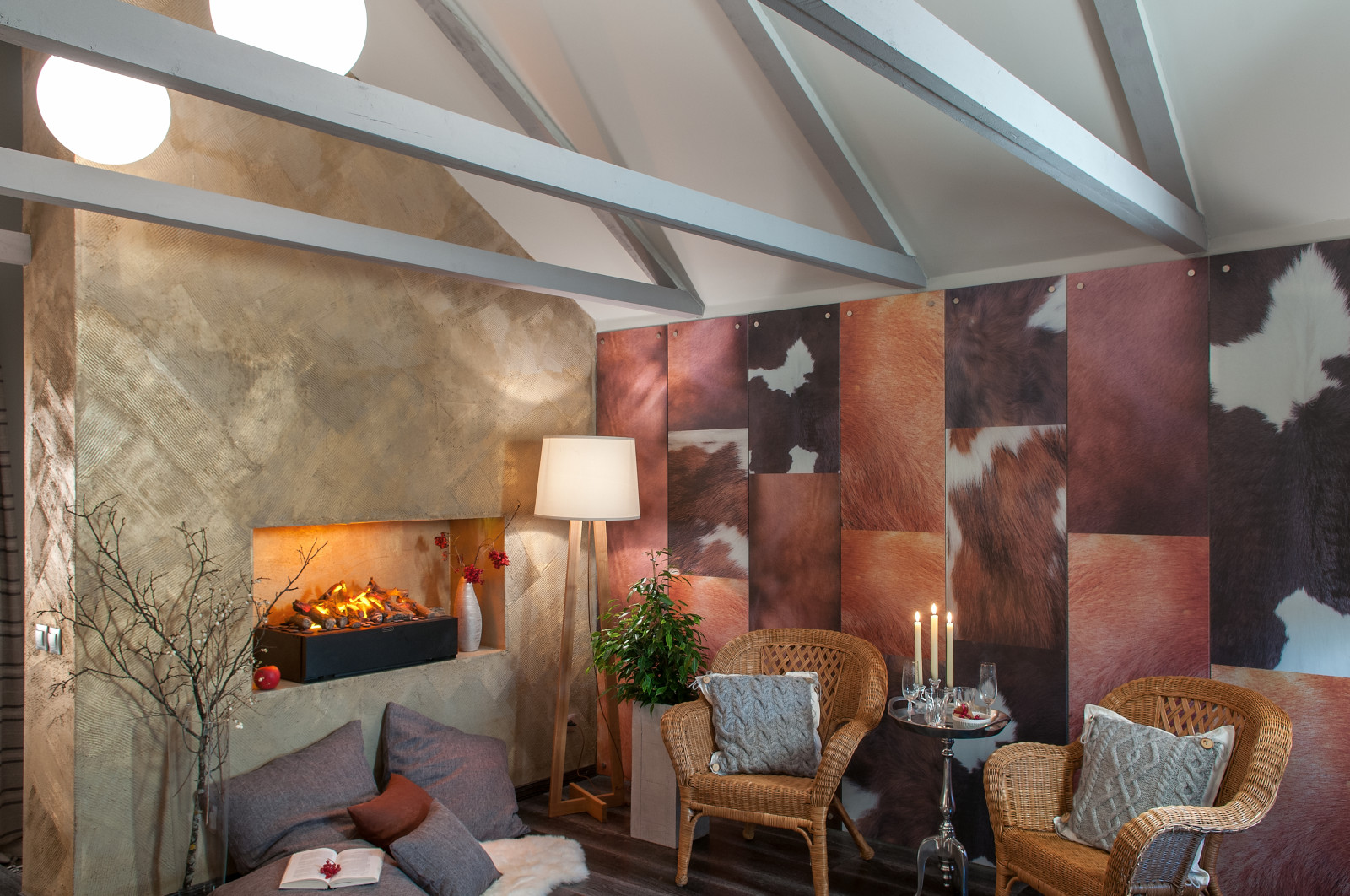 Яркие стены