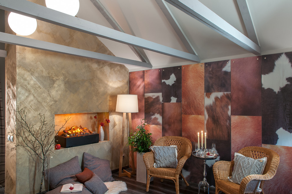 Яркие стены