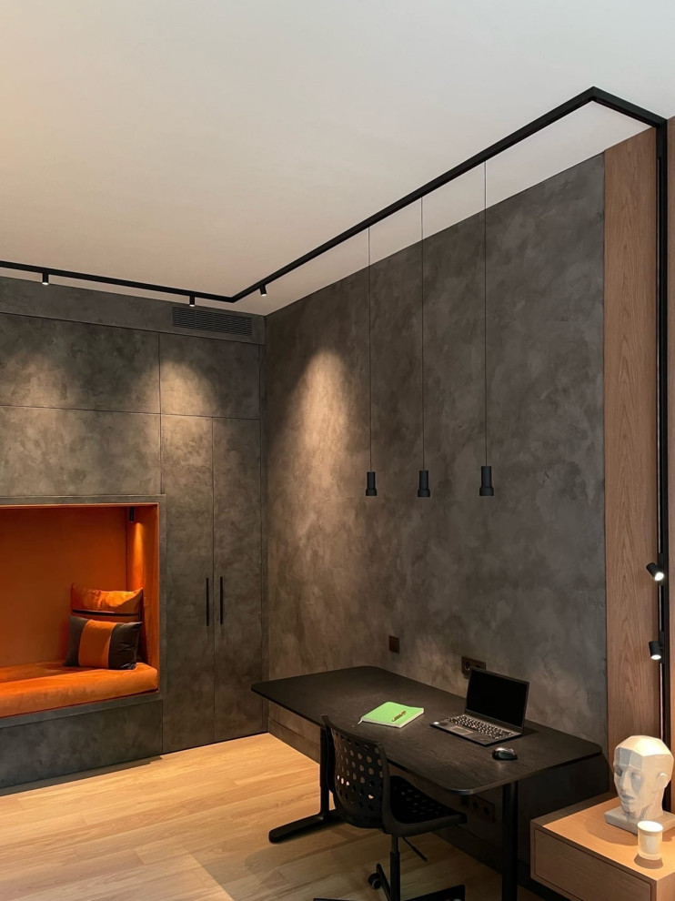 Обложка проекта: Кабинет и декоративная штукатурка Luxus Paint