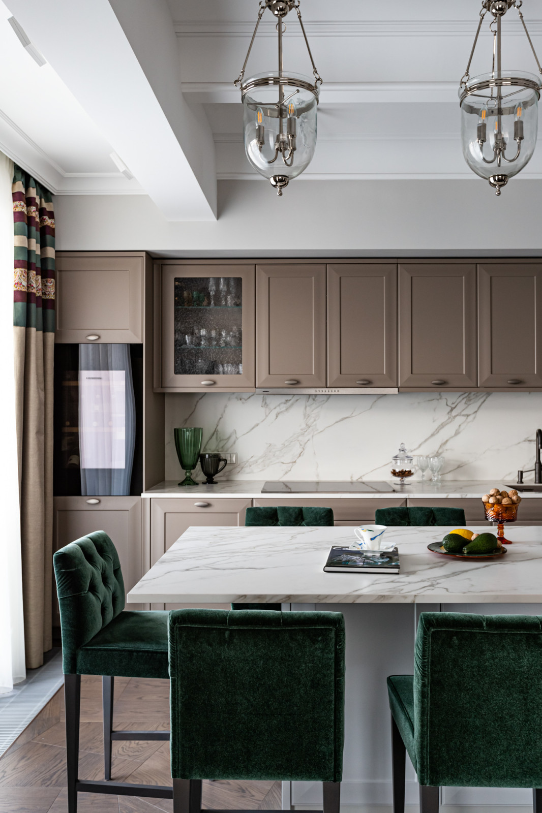 Обложка проекта: Кухня - классический стиль в современном прочтении