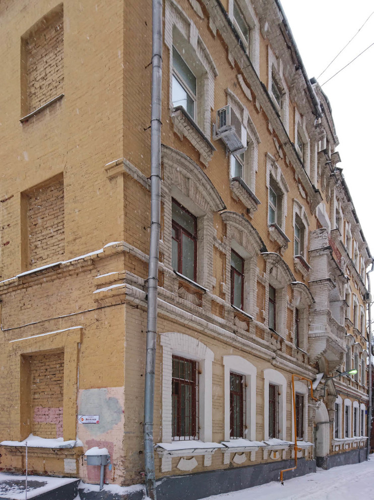 До и после: Квартира на Арбате с воротами из индийского храма