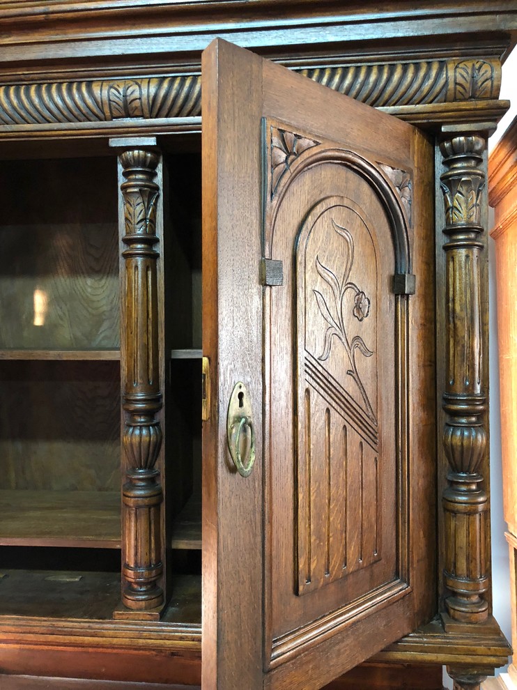 Мастерская "КРАКЕЛЮР" Антикварная мебель