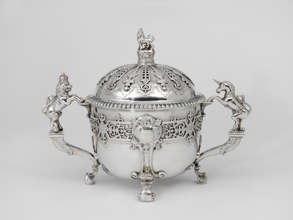 Хороший вопрос: Как почистить серебро в домашних условиях