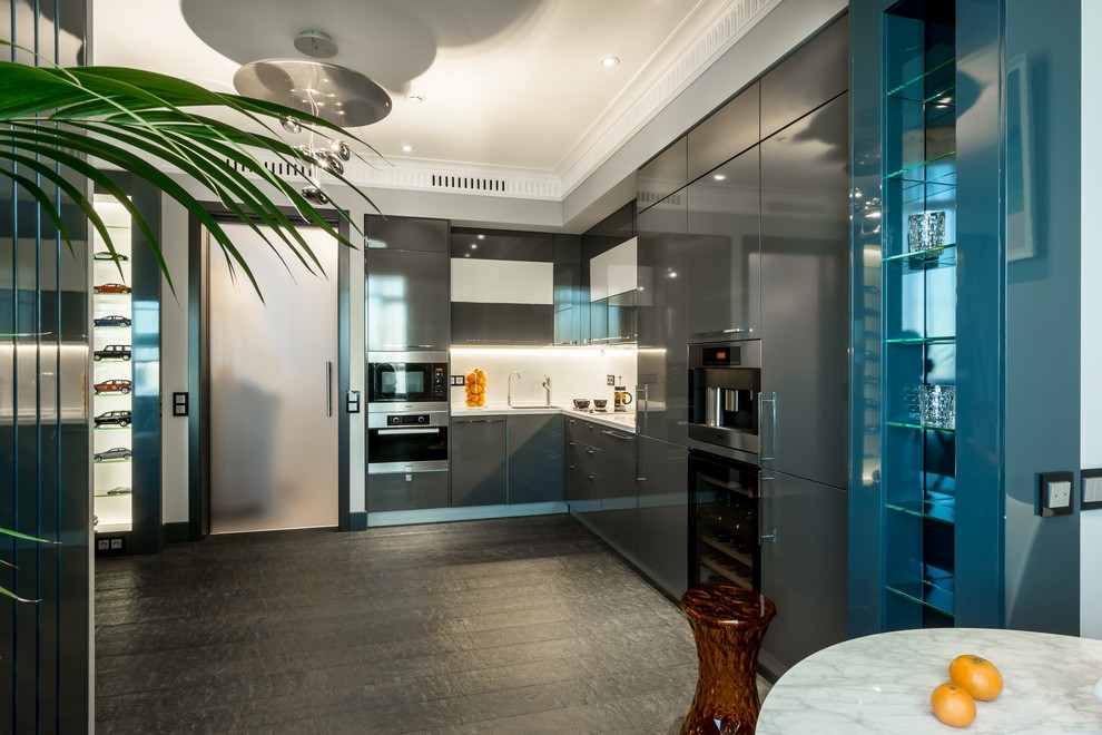 Квартира для молодого человека в современном стиле