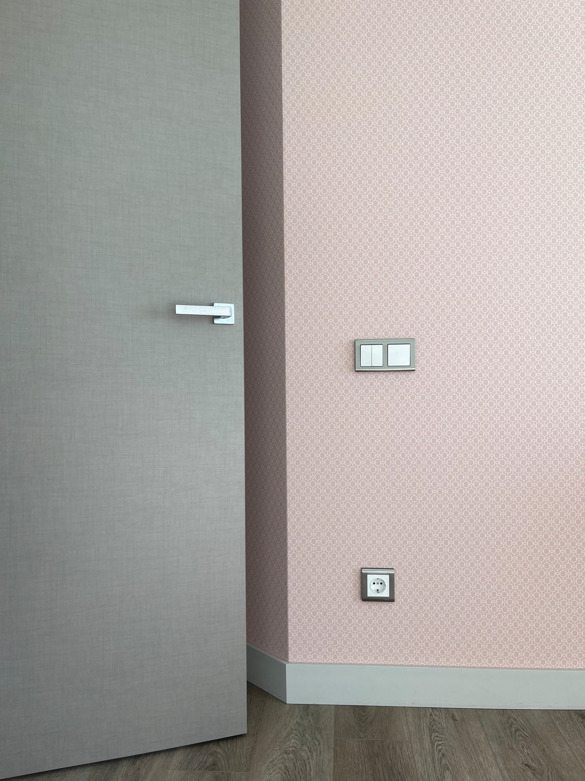 На седьмом этаже за семь часов счастья...