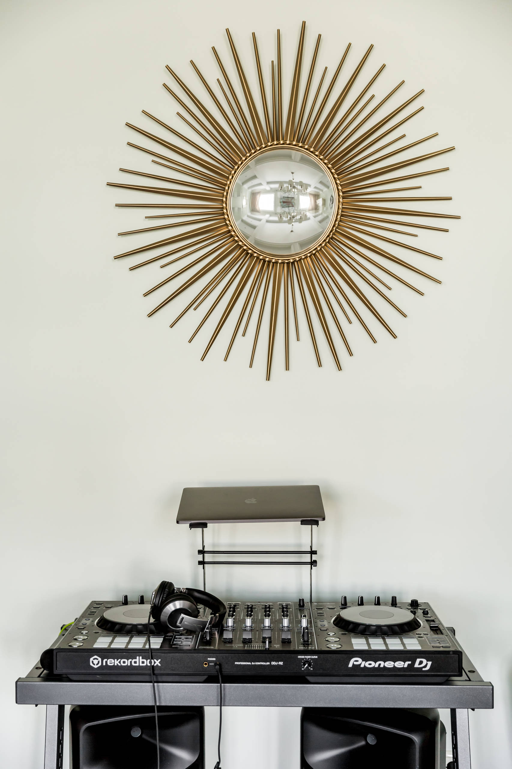 В гостях: Квартира для московской интеллигенции