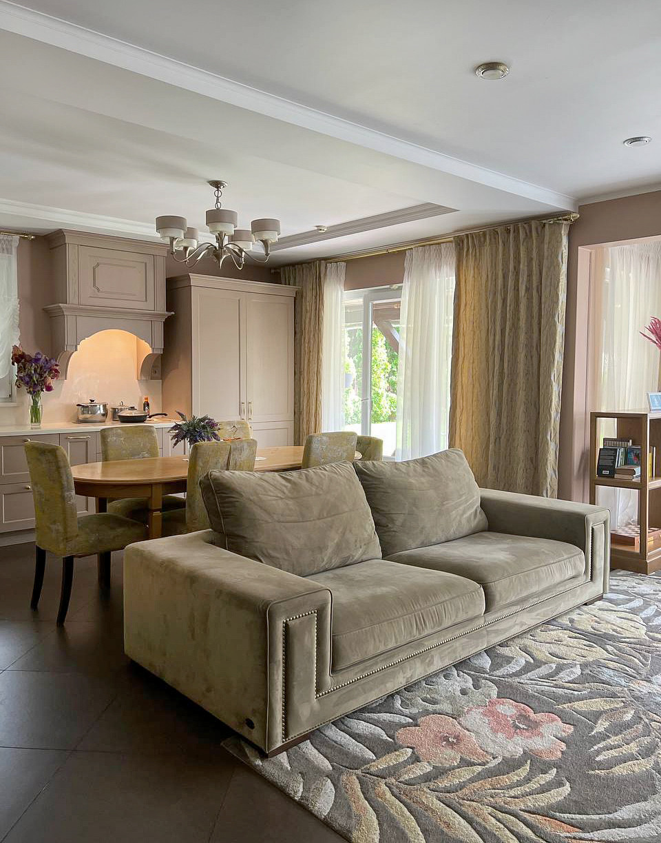 Реновация интерьера дома для семьи с тремя детьми.