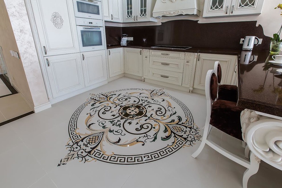 ДВУХУРОВНЕВАЯ КВАРТИРА В СОЧИ