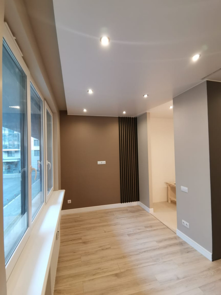 Обложка проекта: Студия в светлых природных тонах с реечным декором