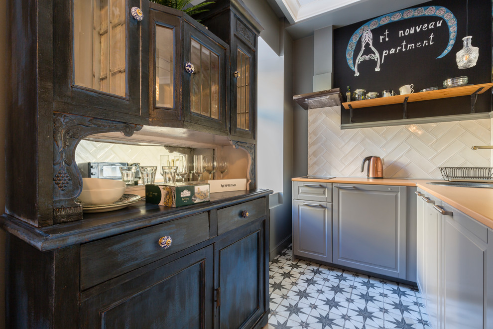 Art nouveau apartment