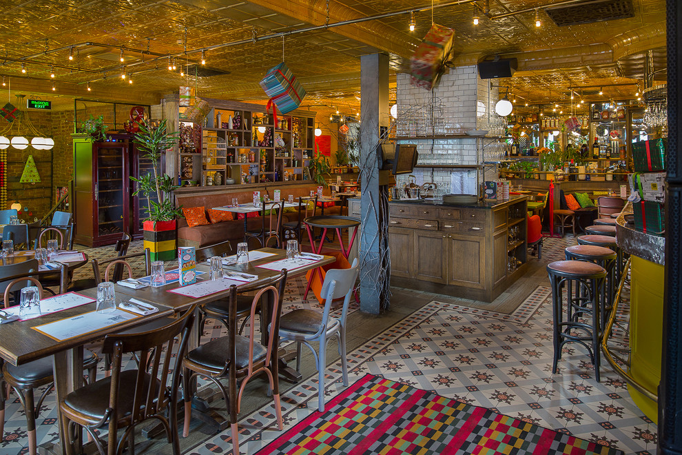 Интерьер ресторана Пряности и радости на Цветном