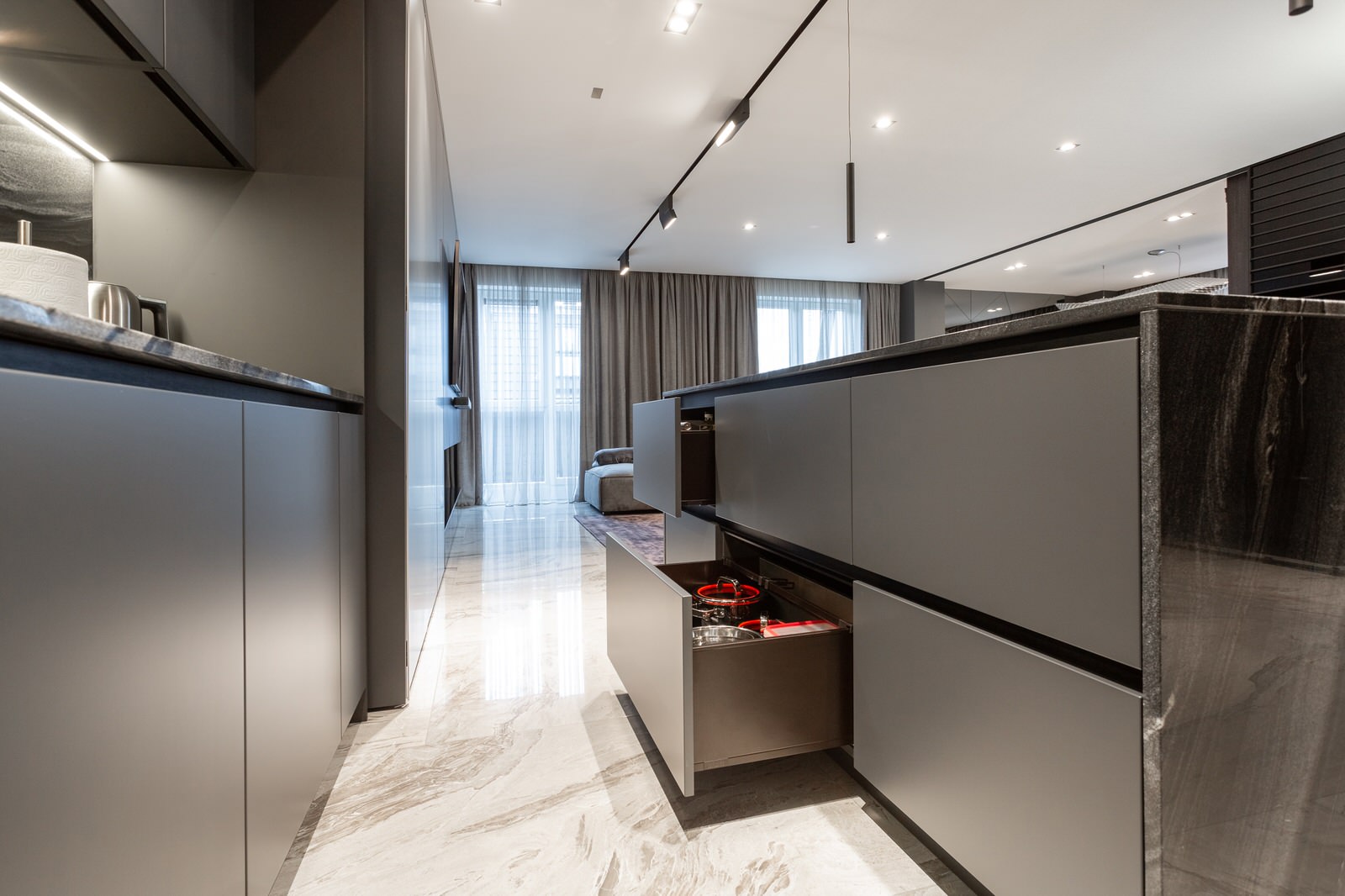 кухня серый камень