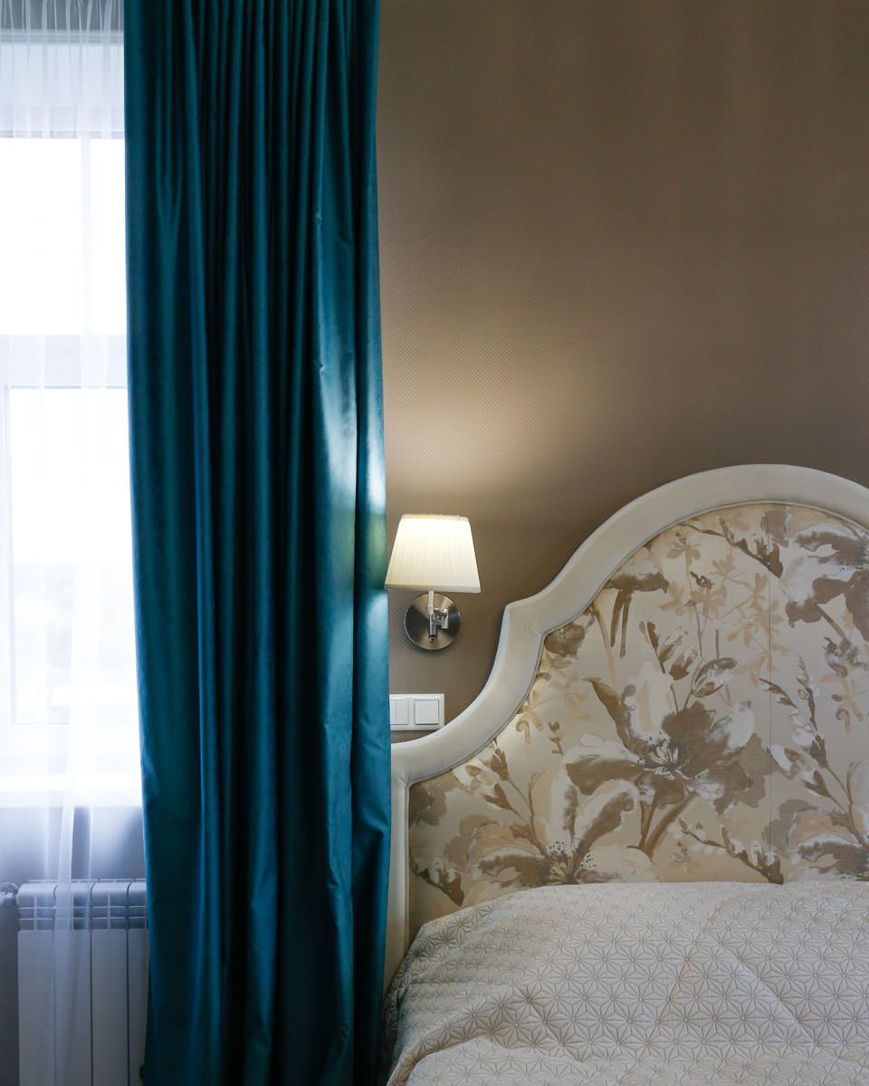 Интерьер двухэтажного дома в пригороде