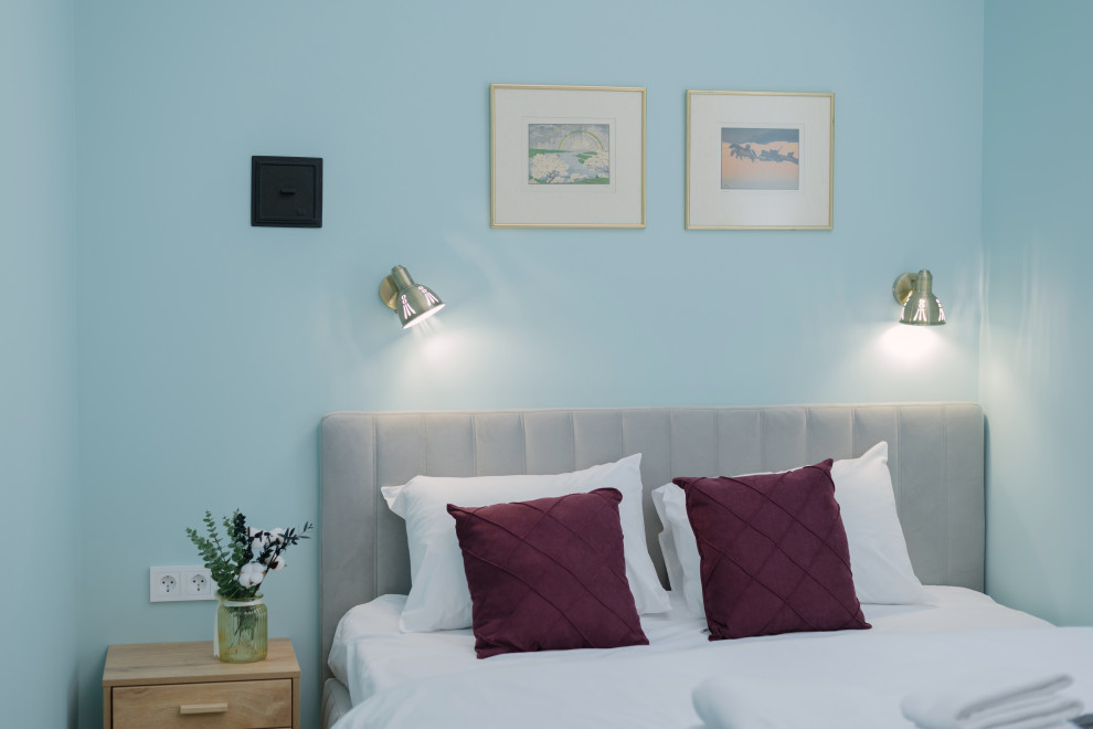 Реализация проекта в старом фонде СПб, квартира с камином.