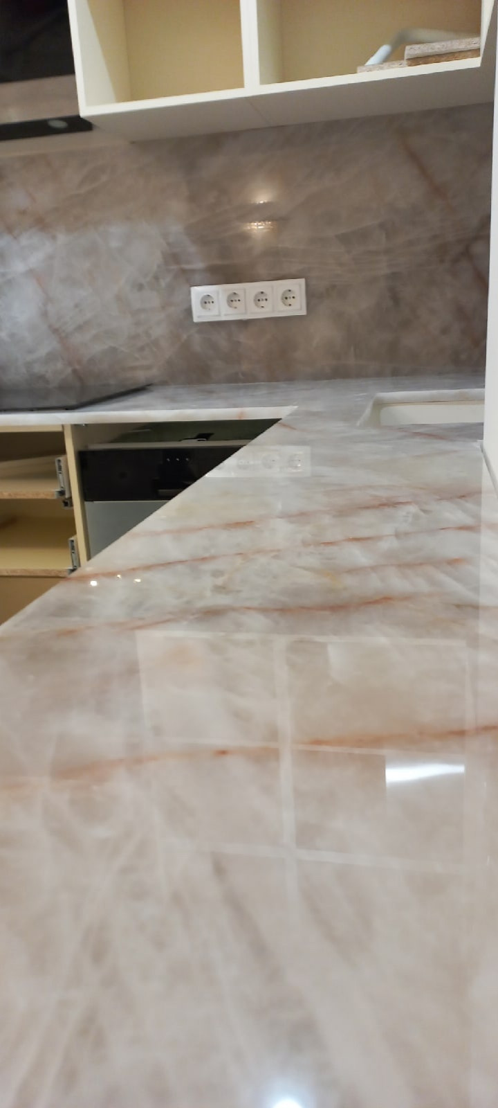 Обложка проекта: Интерьер 2-х комнатной квартиры в стиле неоклассика