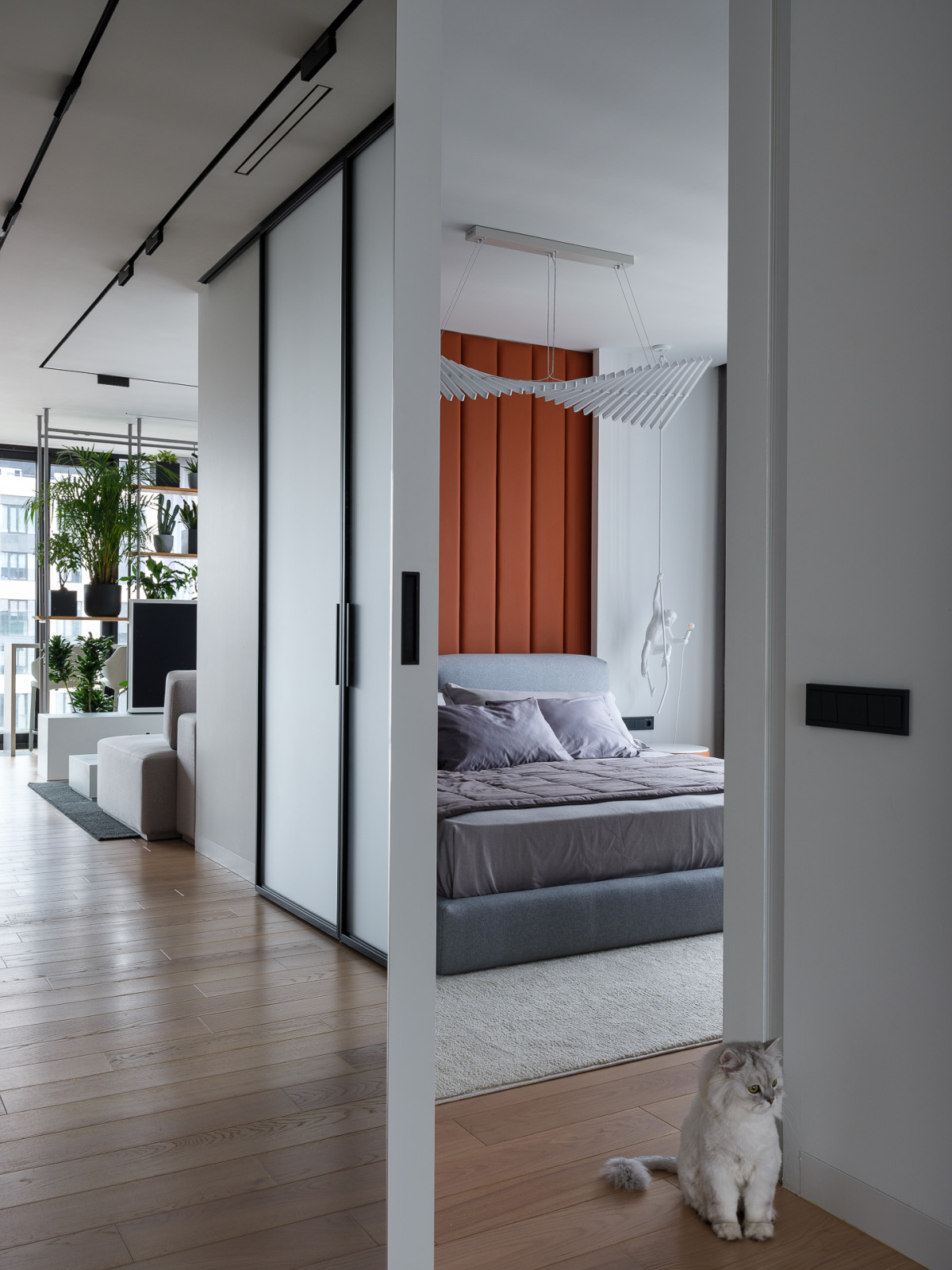 Обложка проекта: Апартаменты для молодой девушки в 100 м²