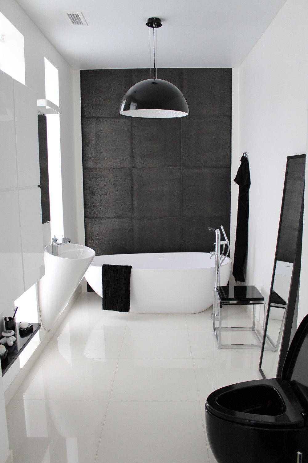 Загородный дом Миф на озере