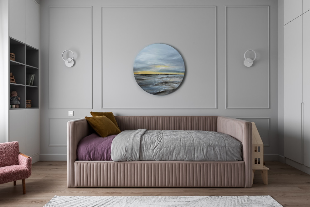 на стороне монохрома