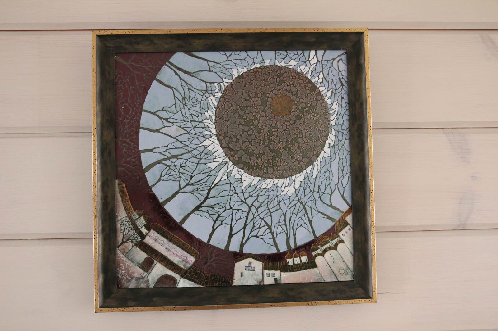 Дом с видом на лес.