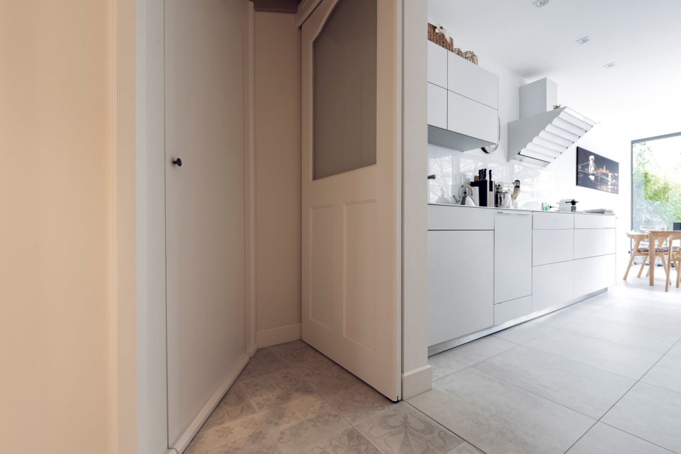 межкомнатные двери в белом цвете