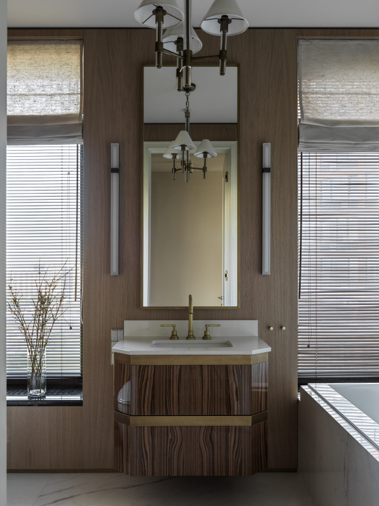 КВАРТИРА С ВИДОМ НА ЖИВОПИСНЫЙ МОСТ_VANDER PARK