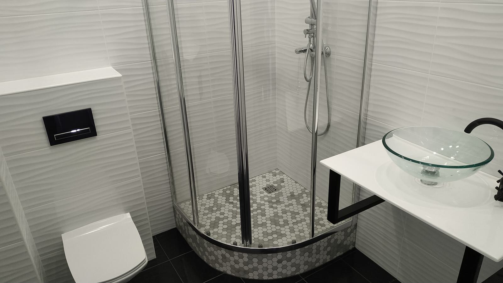 Обложка проекта: Ванная комната "Белые росы" №1