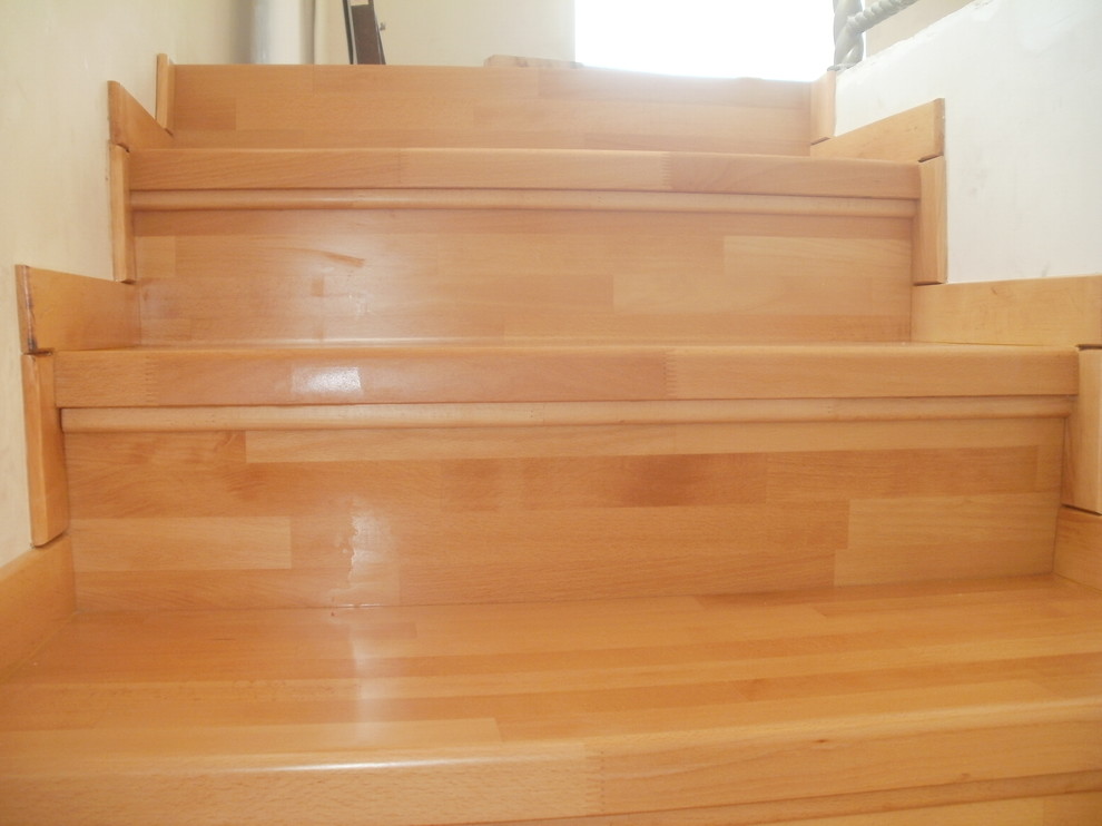 Лестница из Бука