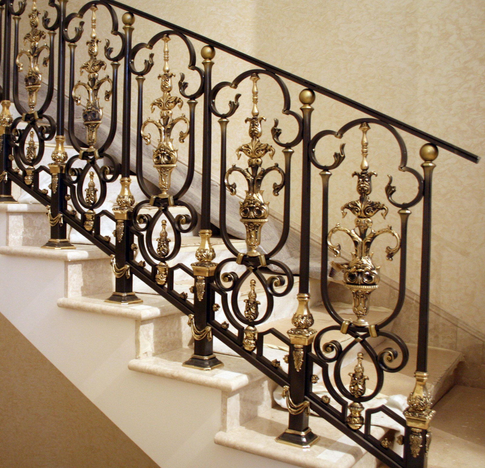 Обложка проекта: Лестницы - ограждения.