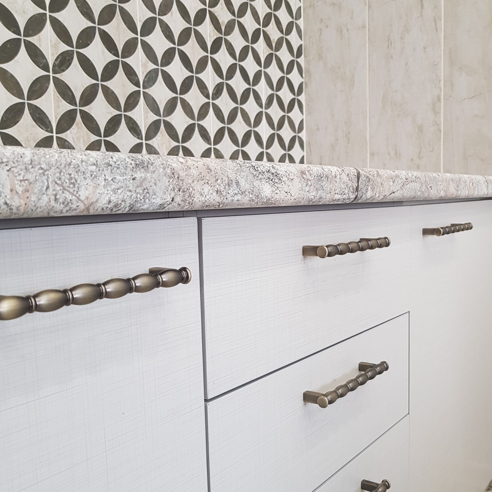 Обложка проекта: проект "ТАТУАЖНЫЙ САЛОН" кабинет №1