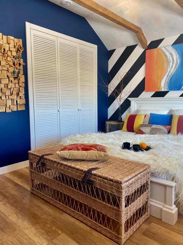 Современная спальня