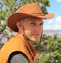 Олег Подстаницкий