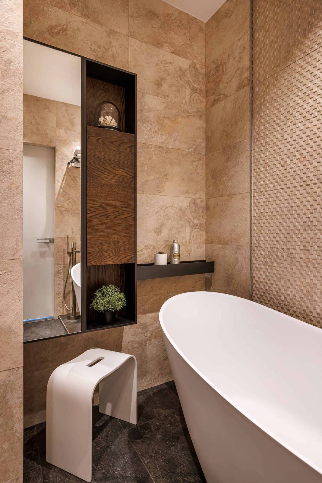 Дизайн и ремонт квартиры в ЖК «Хедлайнер» — Классическая геометрия