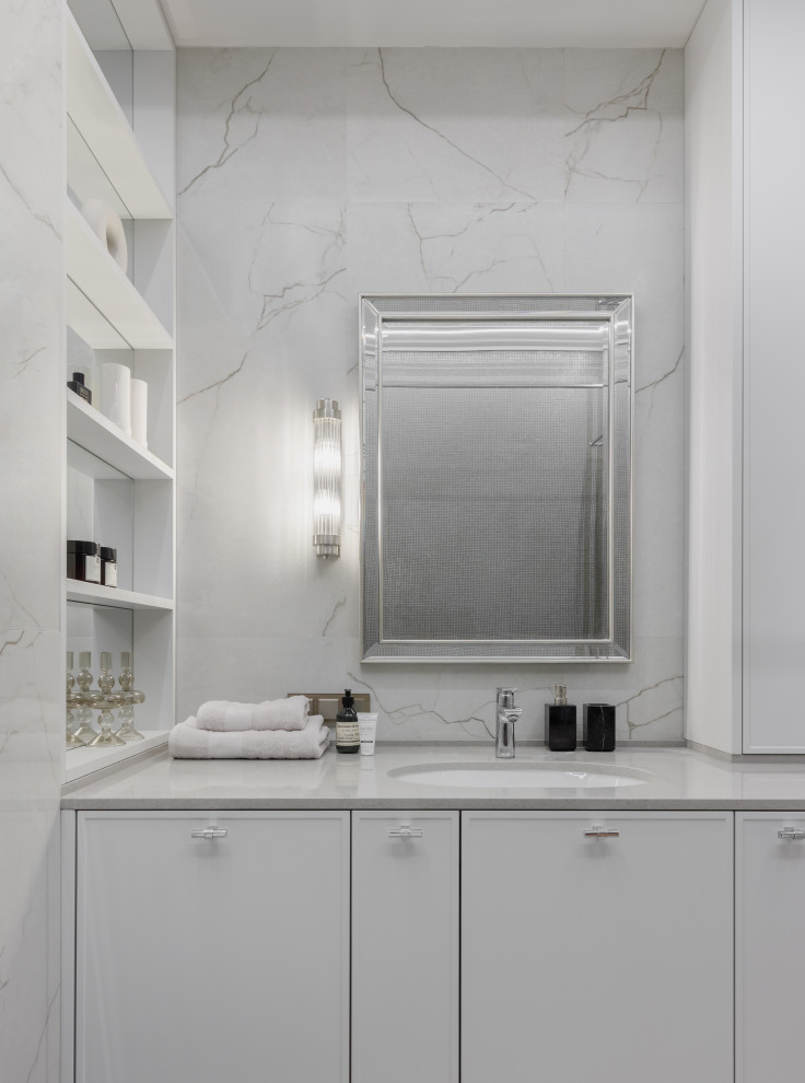 Открытые полки в ванной комнате от IDILLIO