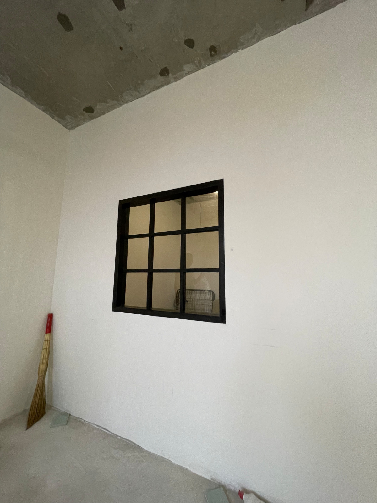 Обложка проекта: Изготовление окна из дерева 100х100