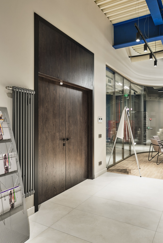 Высокие дубовые двери. 100% массив дуба.