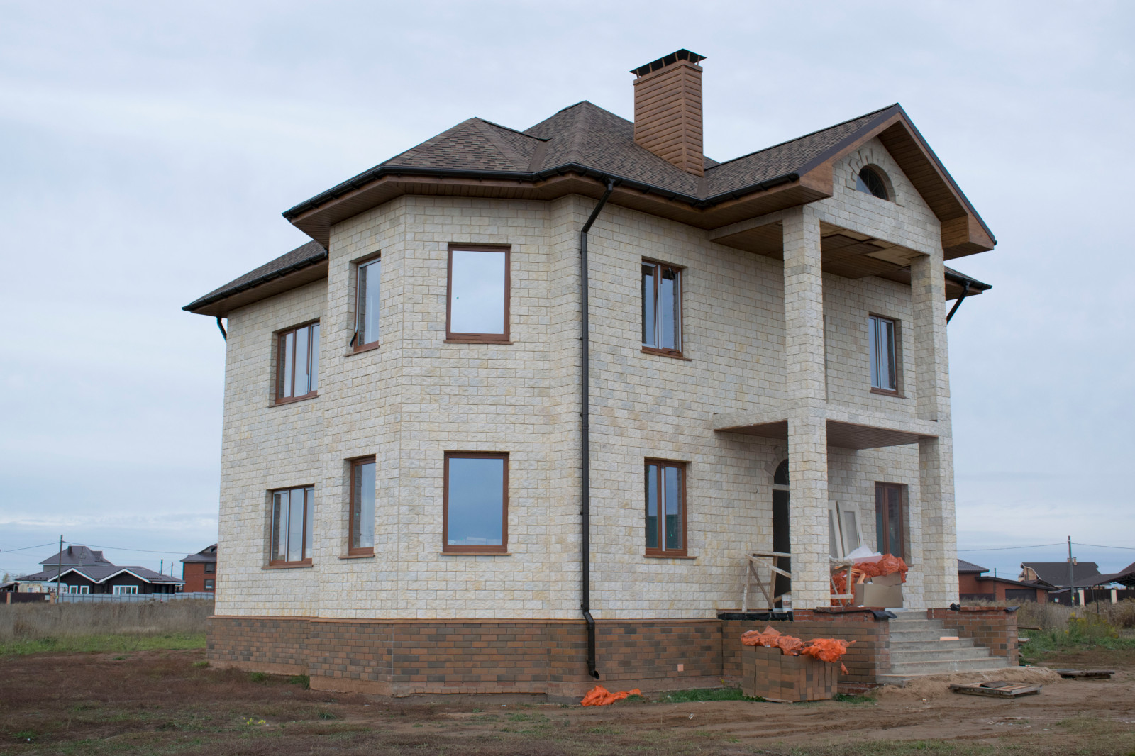 Обложка проекта: Строительство загородного дома по индивидуальному проекту.