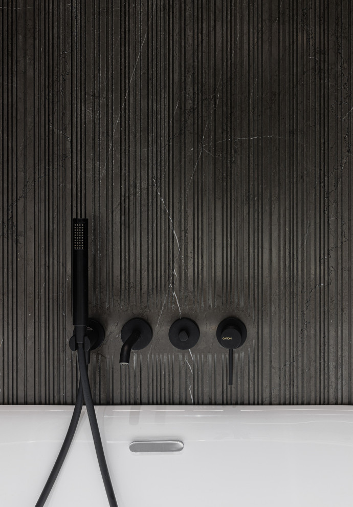 Монохромная квартира 90 м2 на Садовом кольце