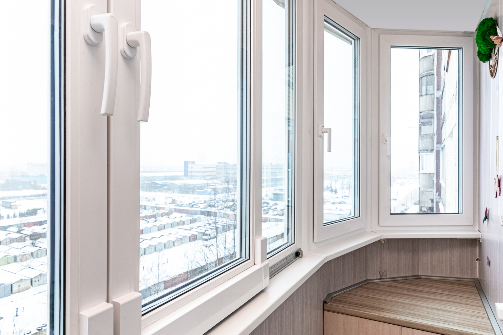 Остекление Балконов и лоджий с отделкой