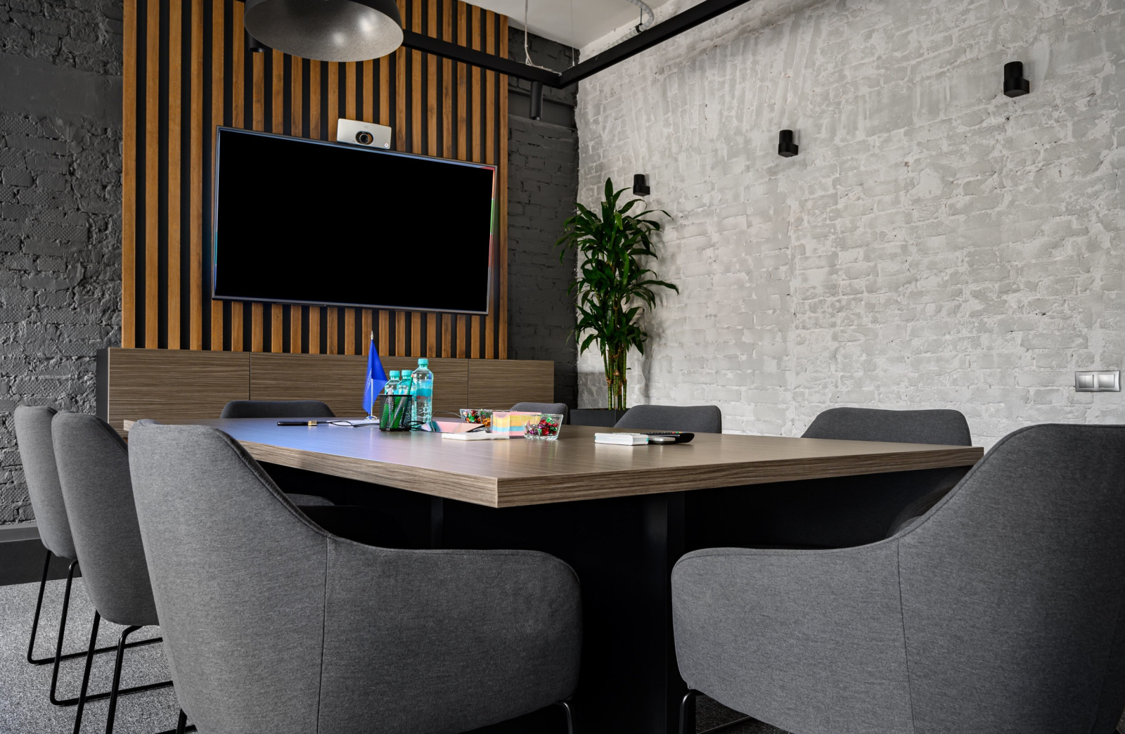 Обложка проекта: Офисное пространство