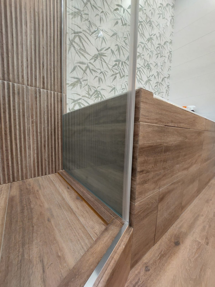 Душевое ограждение из закаленного стекла