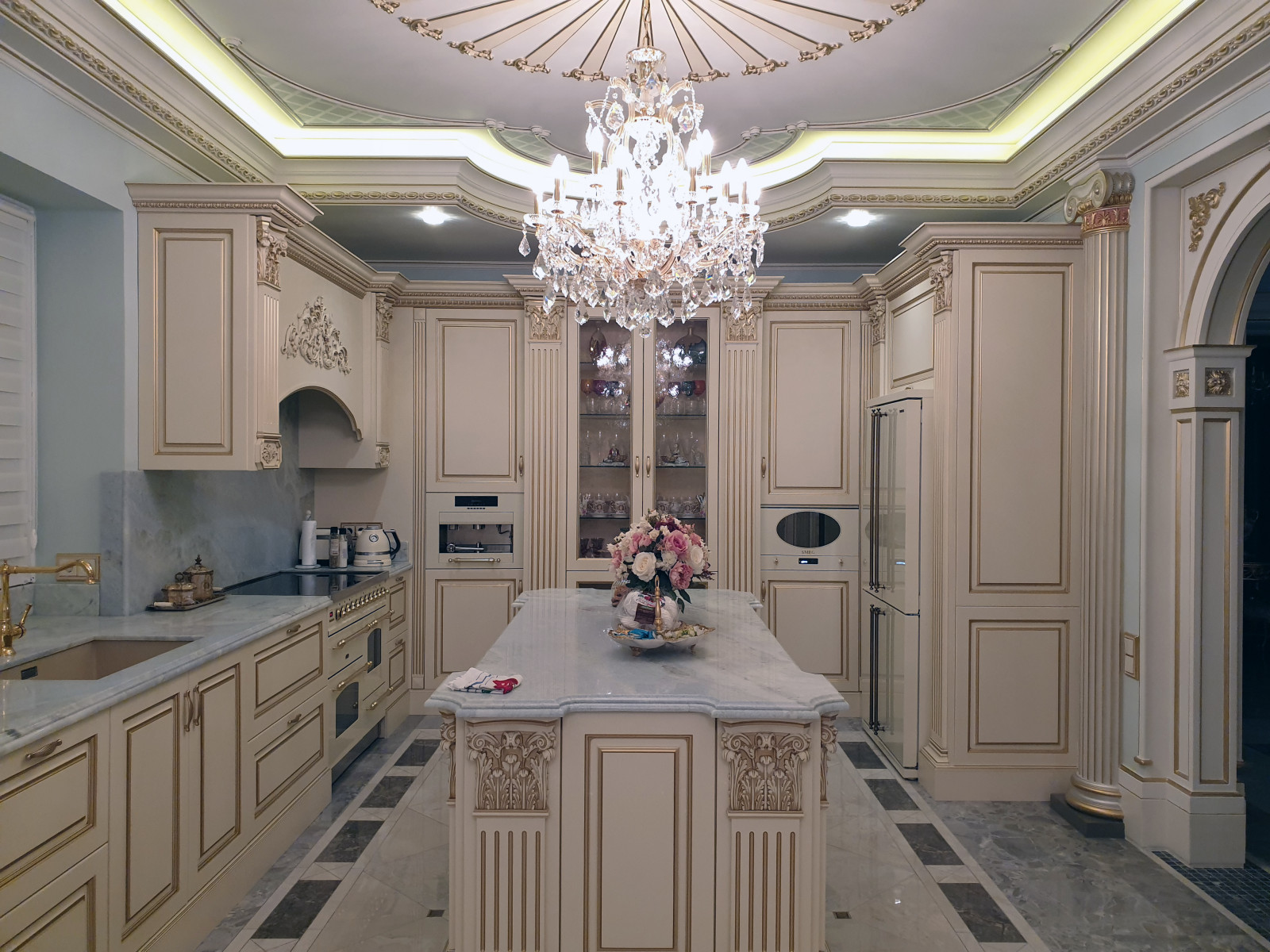 Илья Иванов