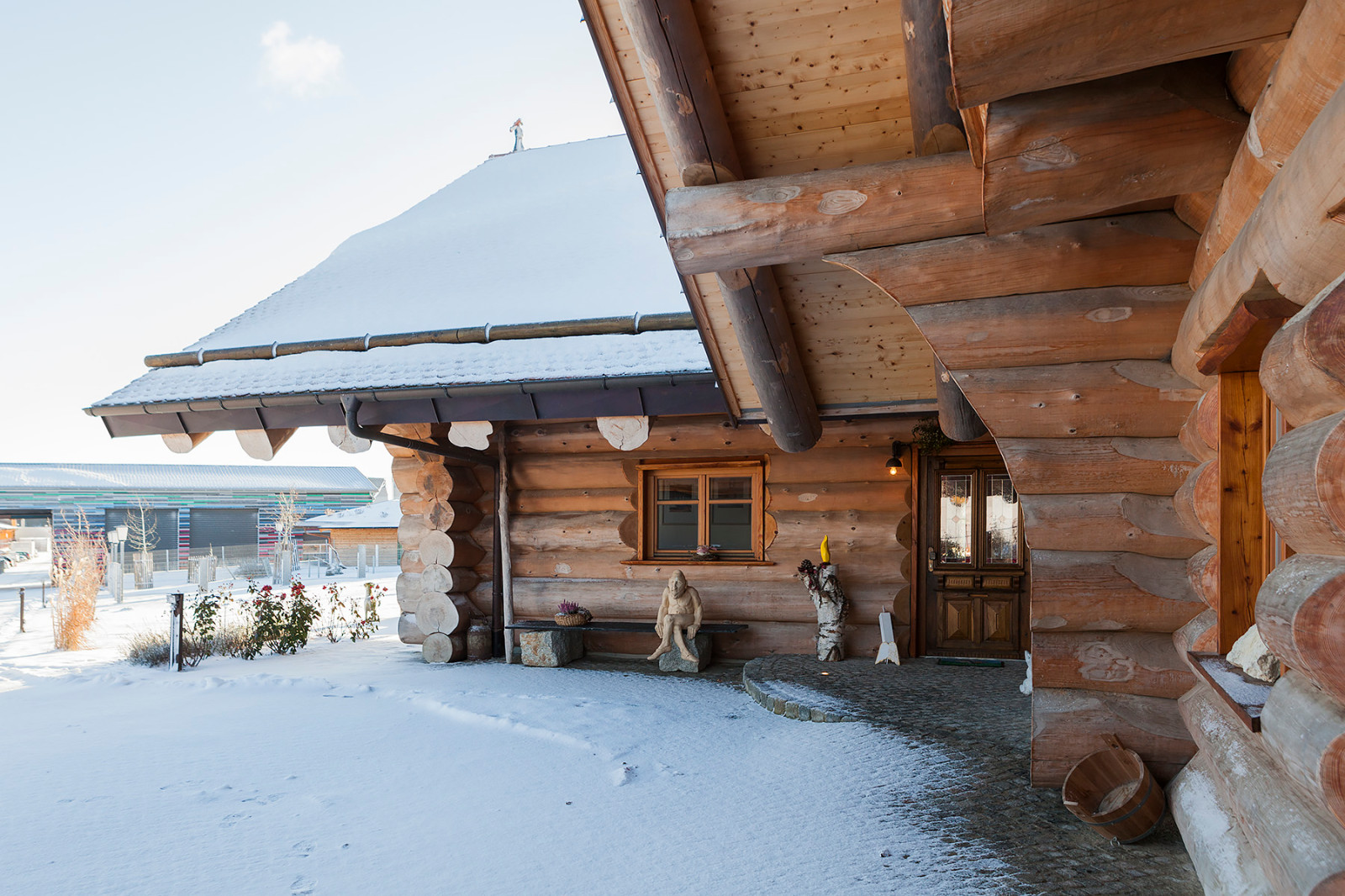 Съёмка дома в деревне Кёнигсхайм, Германия